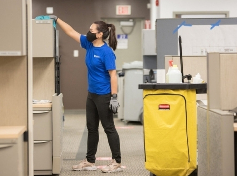 scaled_204419_323879